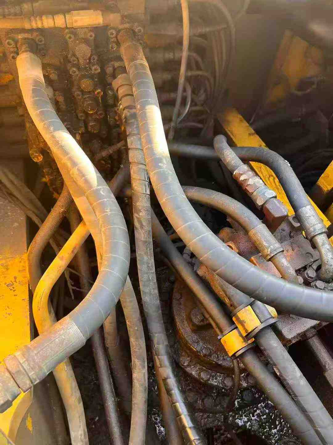 Used Komatsu PW200-7 Excavator 2016 Model / 7