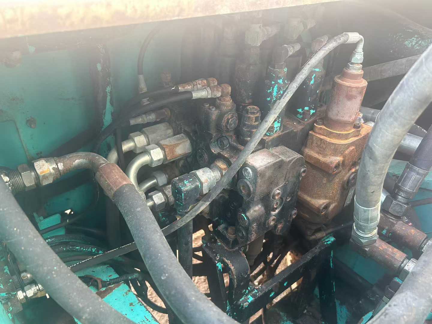 Used Kobelco SK200 Excavator 2016 Model / 6