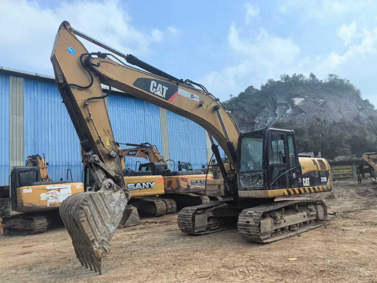 Used Caterpillar 320D Excavator 2016 Model