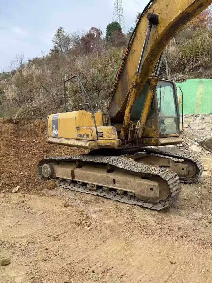 Used Komatsu PW200-7 Excavator 2016 Model