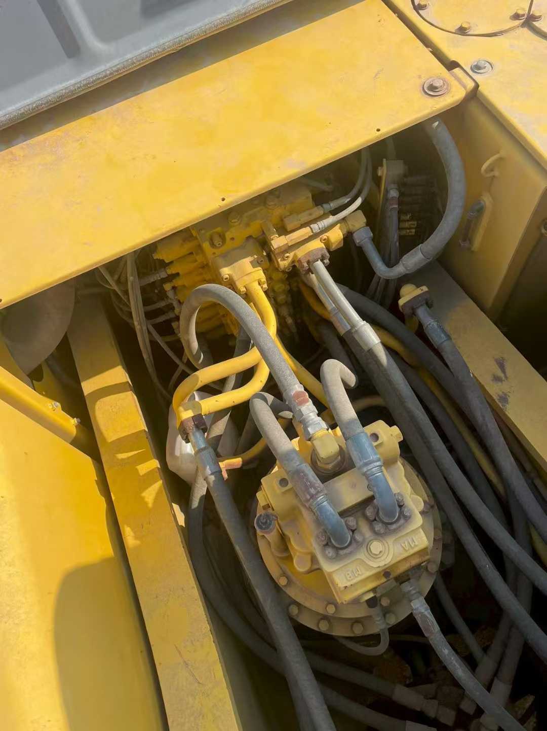 Used Komatsu PC350-7 Excavator 2016 Model / 4