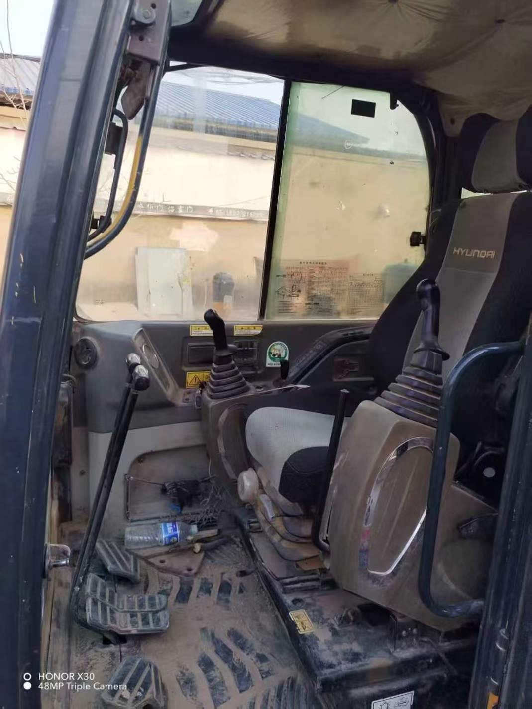 Used Hyundai R 60VS Excavator 2017 Model / 3