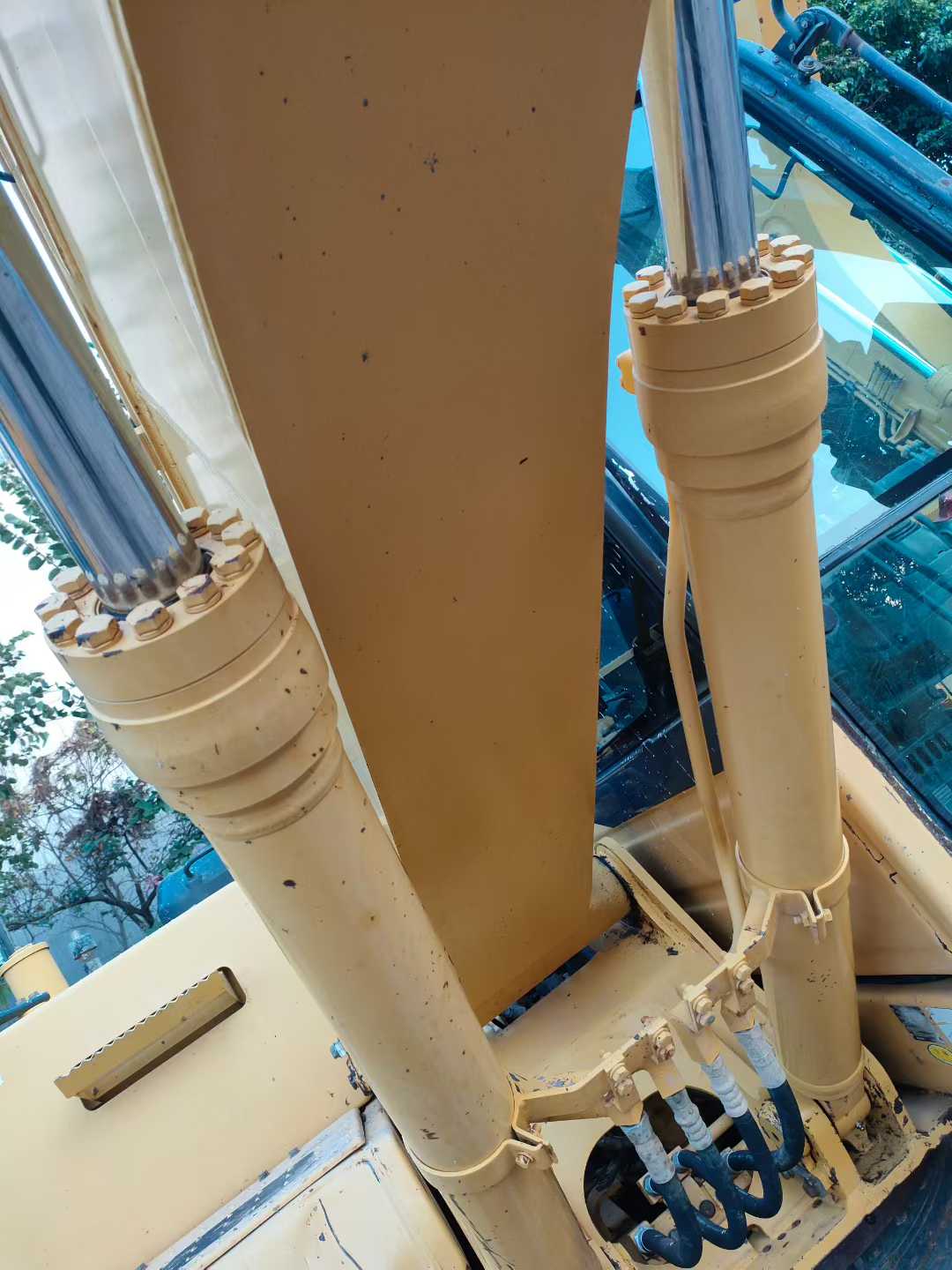 Used Komatsu PC130-8 Excavator 2017 Model / 4