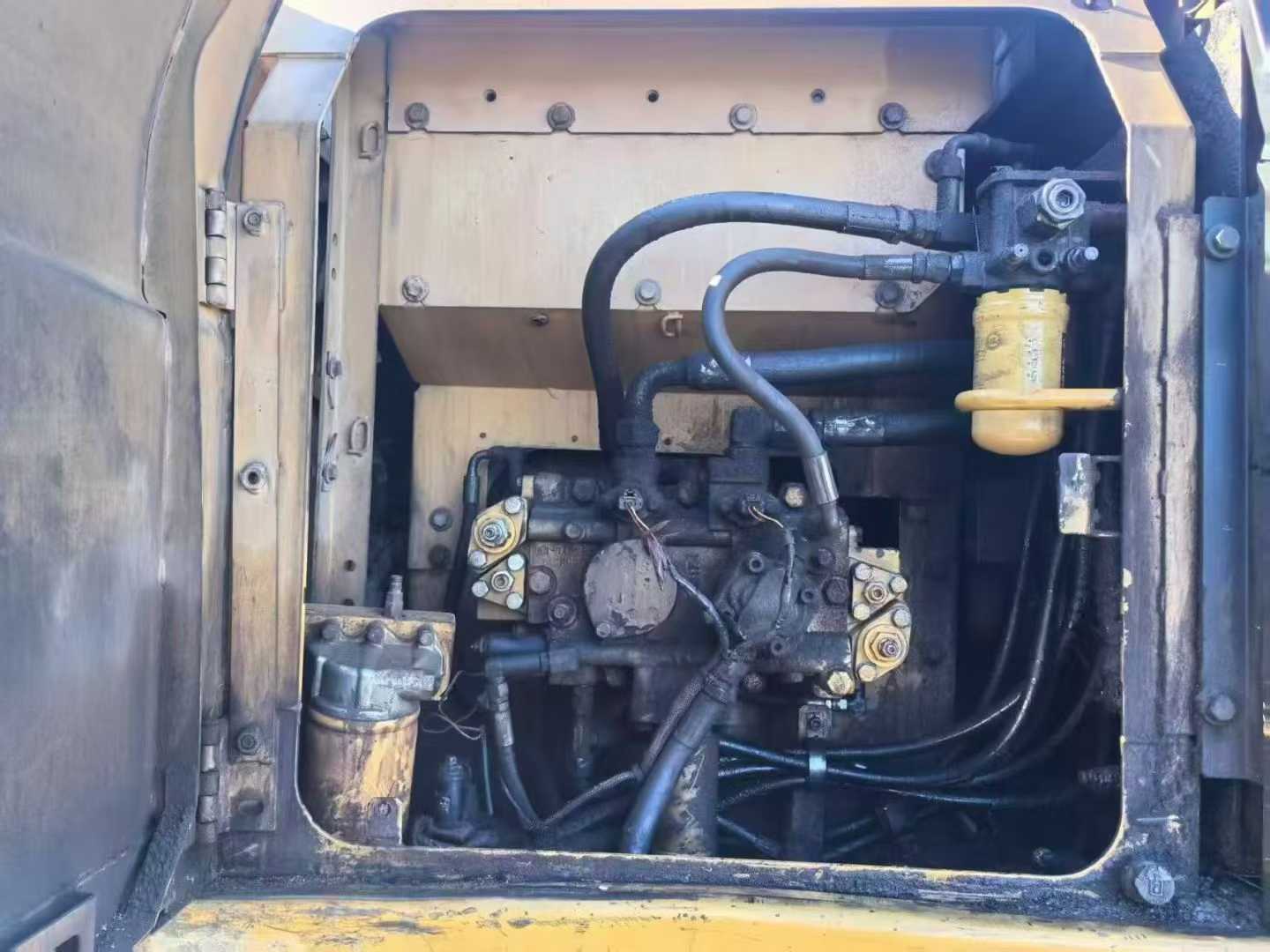 Used Caterpillar M315 Excavator 2016 Model / 4