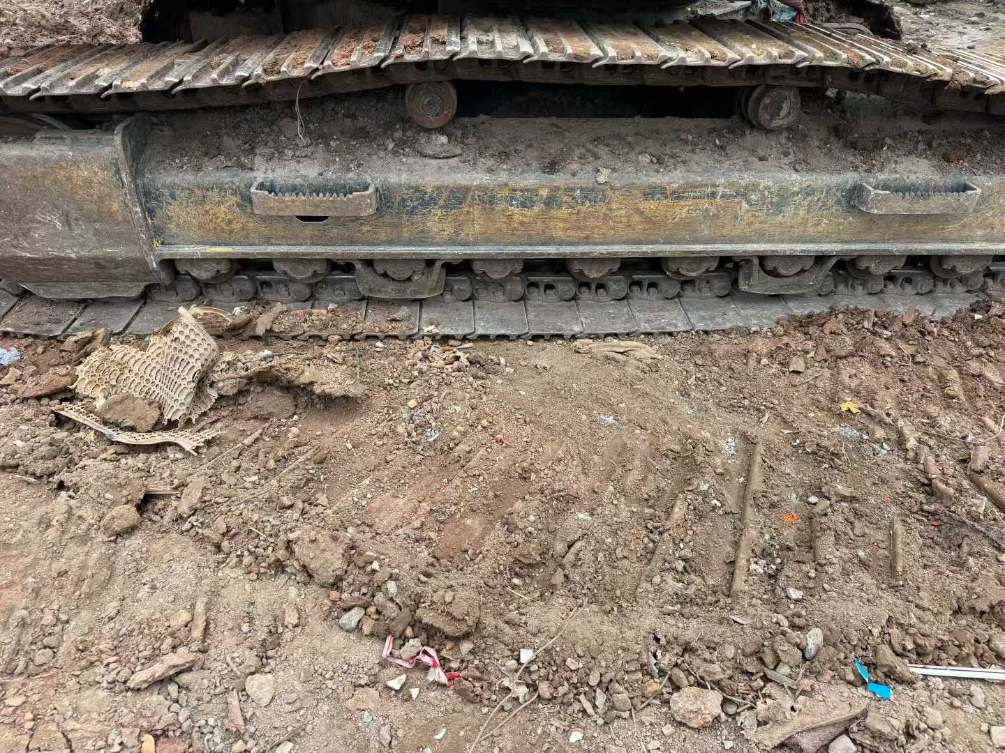 Used Hyundai R225LVS Excavator 2021 Model / 9