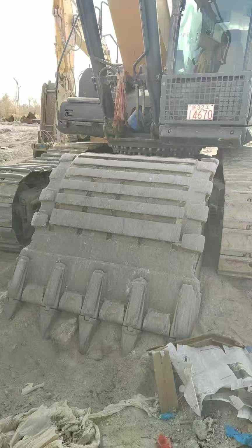 Used XCMG XE400DK Excavator 2020 Model / 4