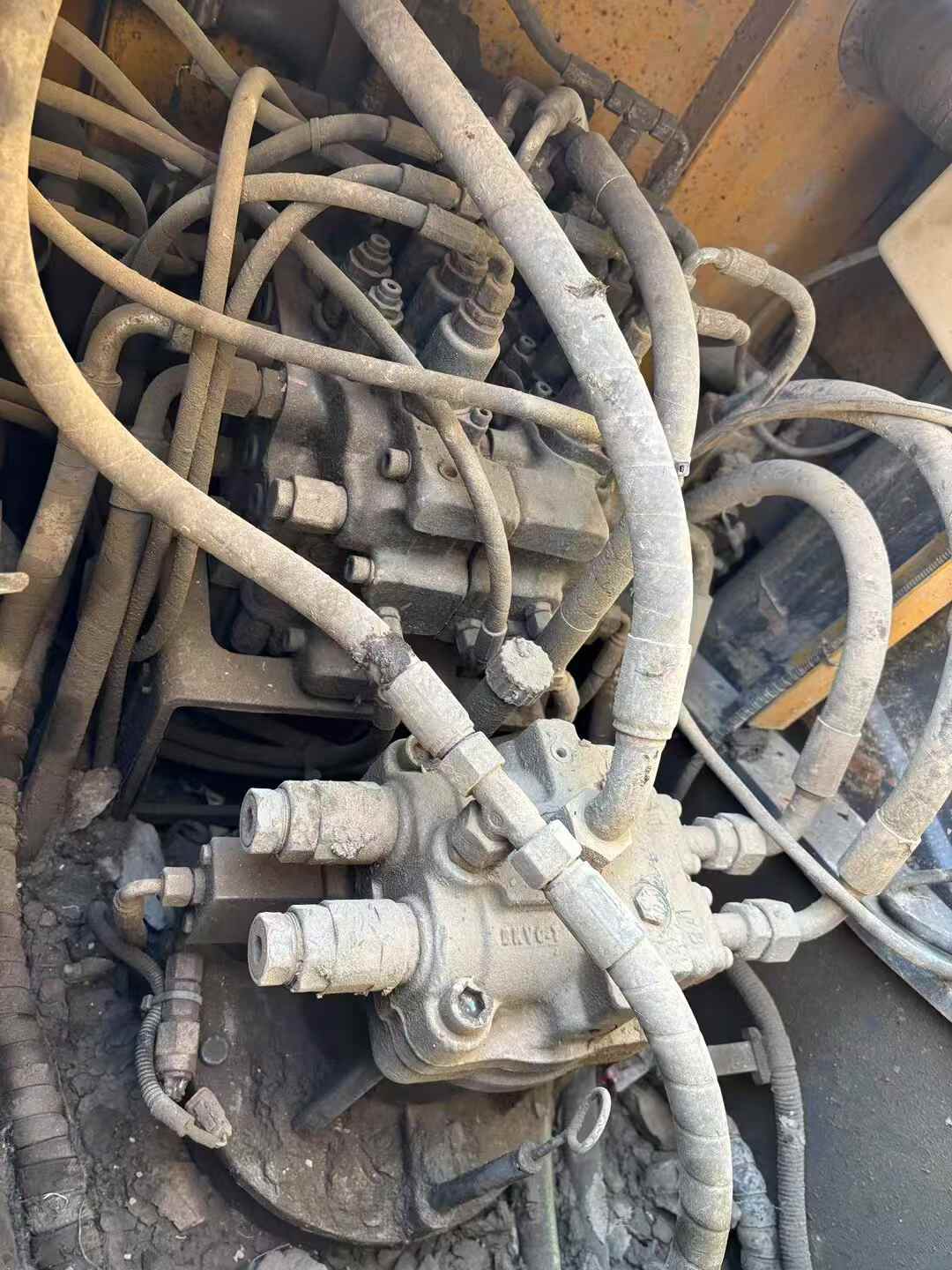 Used XCMG XE135GA Excavator 2021 Model / 4