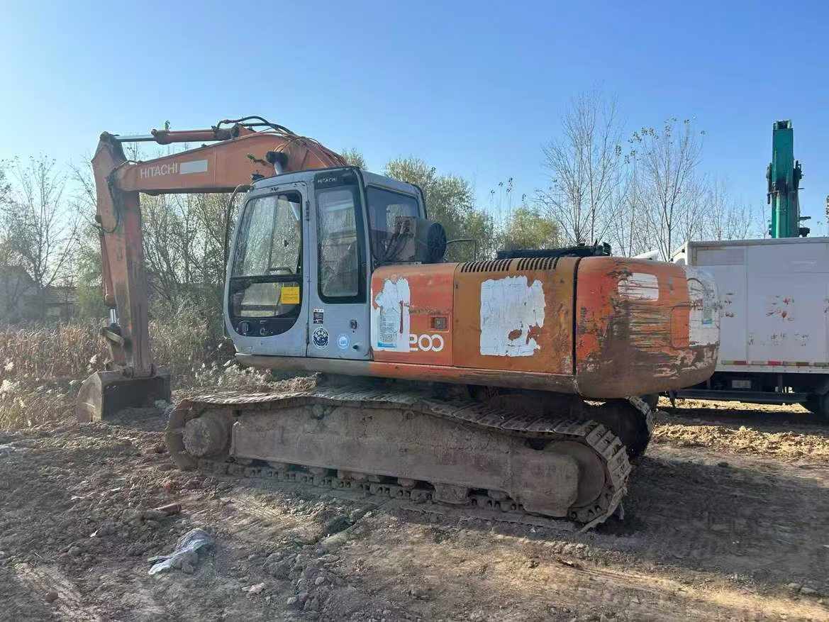 Used Hitachi ZAXIS200 Excavator 2016 Model