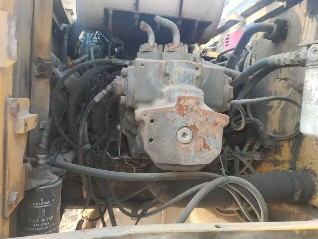 Used Komatsu PW200-7 Excavator 2016 Model / 6