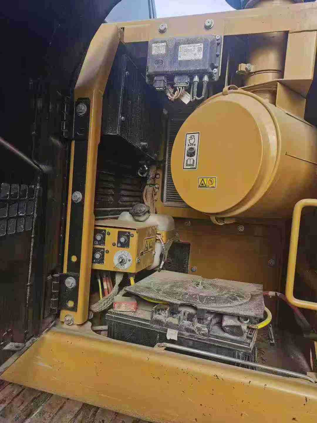 Used Caterpillar 326DL Excavator 2018 Model / 6