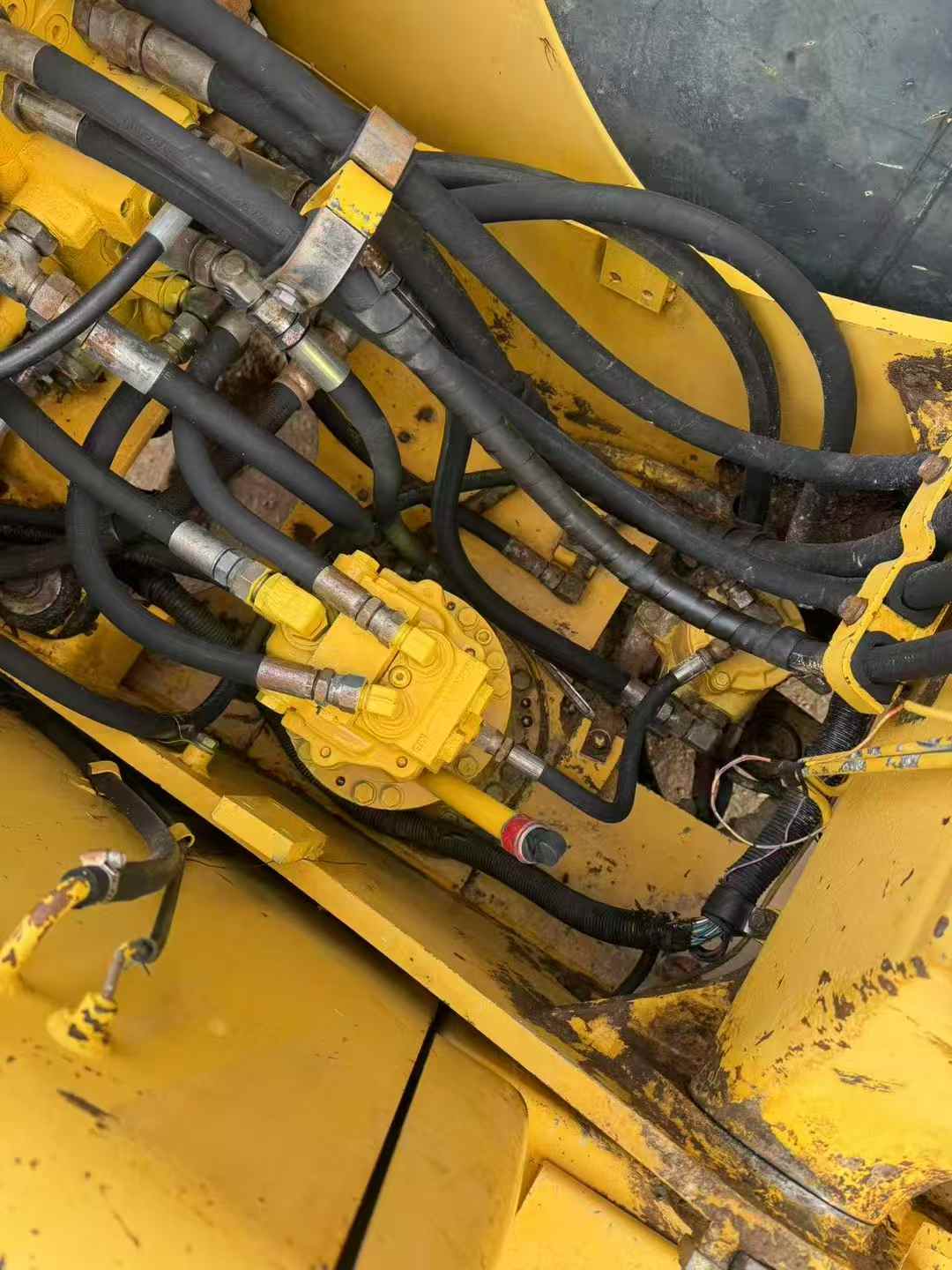 Used Komatsu PC120-6E Excavator 2016 Model / 6