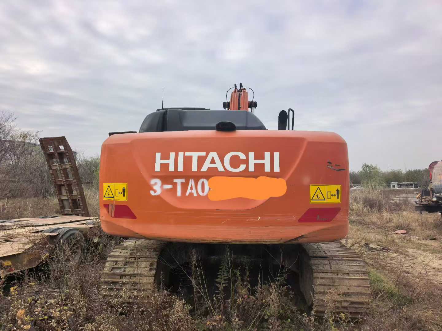 Used Hitachi ZX210LC-5A Excavator 2021 Model / 5