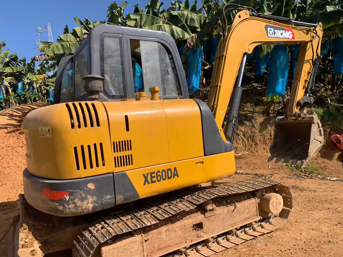 Used XCMG XE60 Excavator 2016 Model / 2