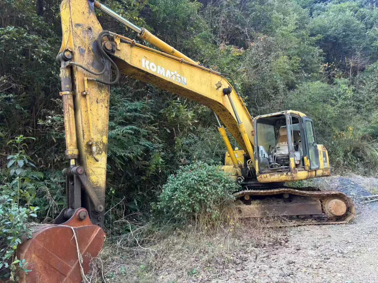 Used Komatsu PW200-7 Excavator 2016 Model / 6