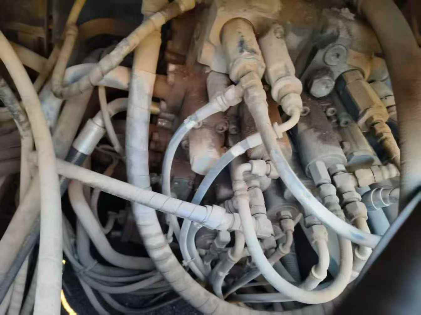 Used Sumitomo SH200-5 Excavator 2016 Model / 9