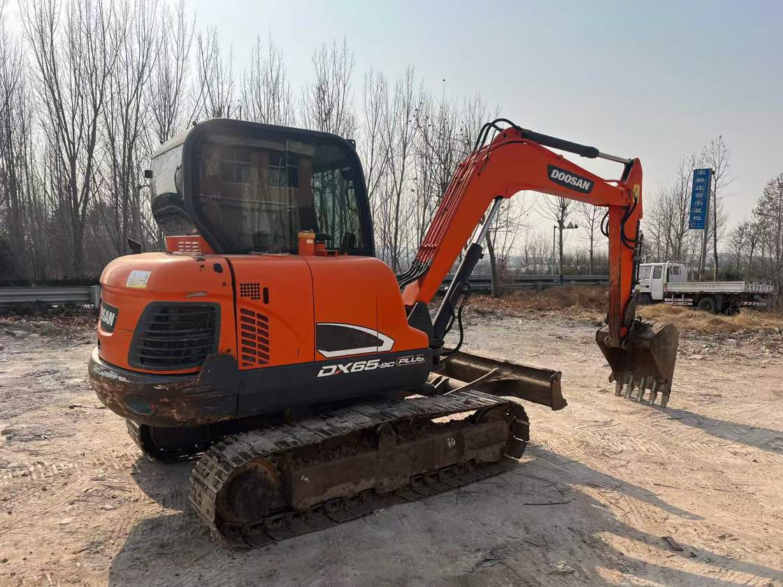 Used Doosan DX60 Excavator 2019 Model / 4