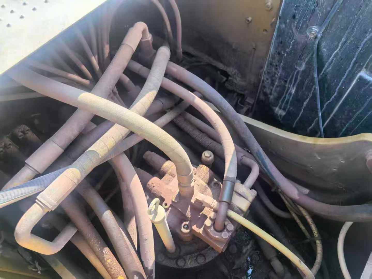 Used Caterpillar 320D Excavator 2016 Model / 2