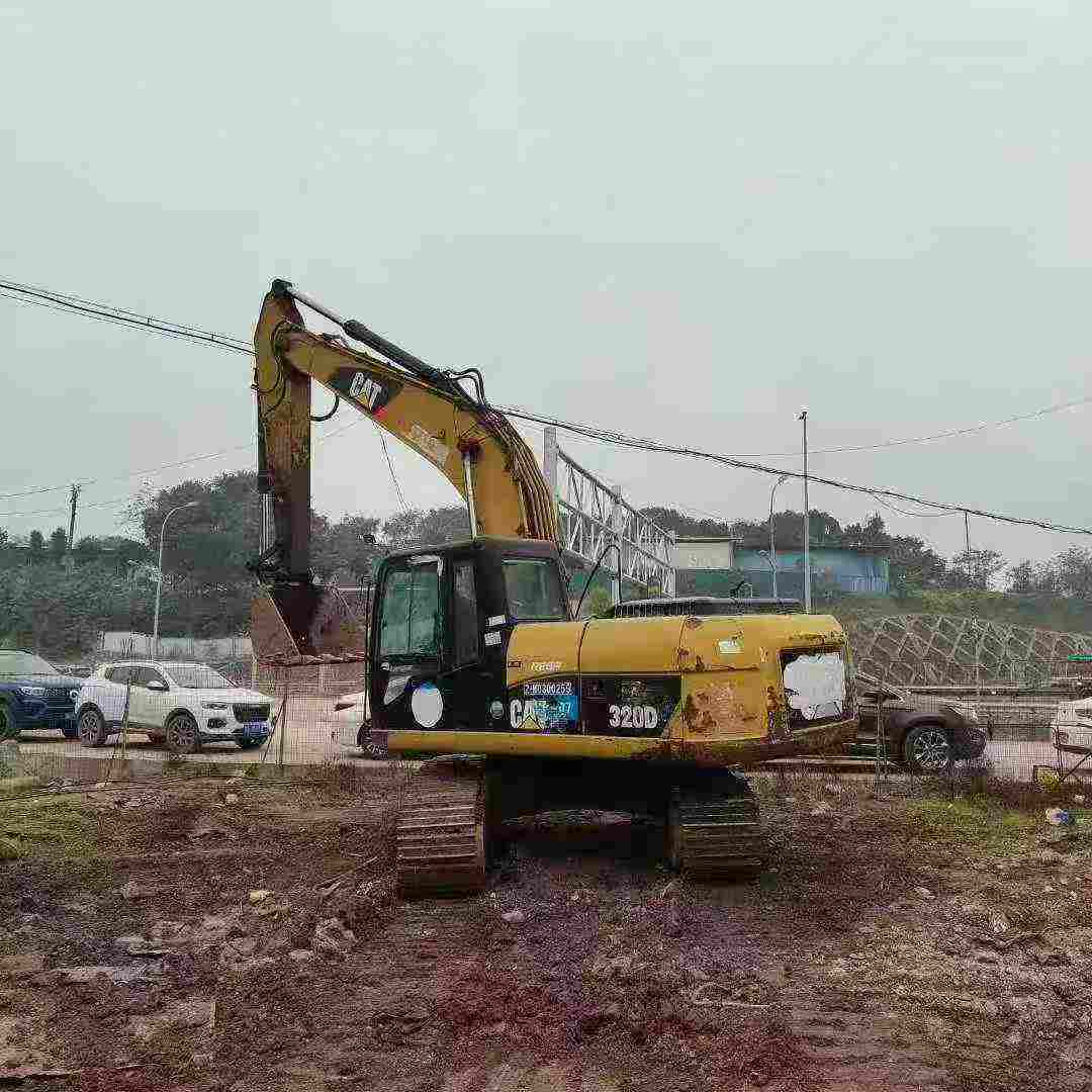 Used Caterpillar CT20 Excavator 2016 Model / 8