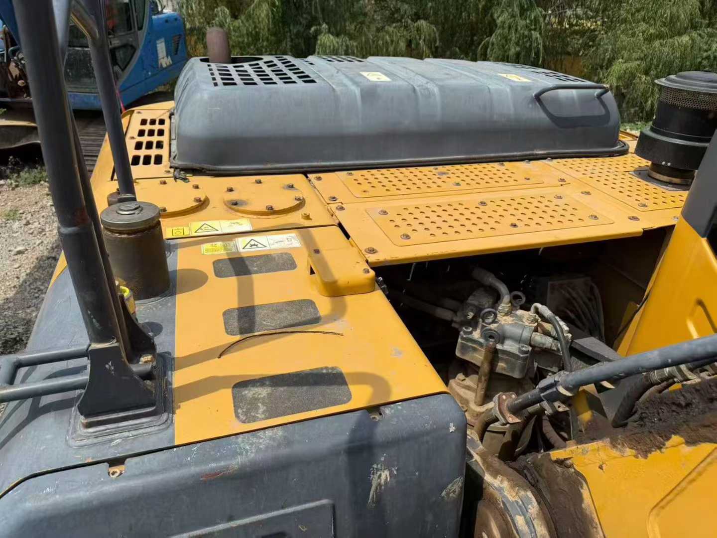 Used XCMG XE215 Excavator 2017 Model / 8