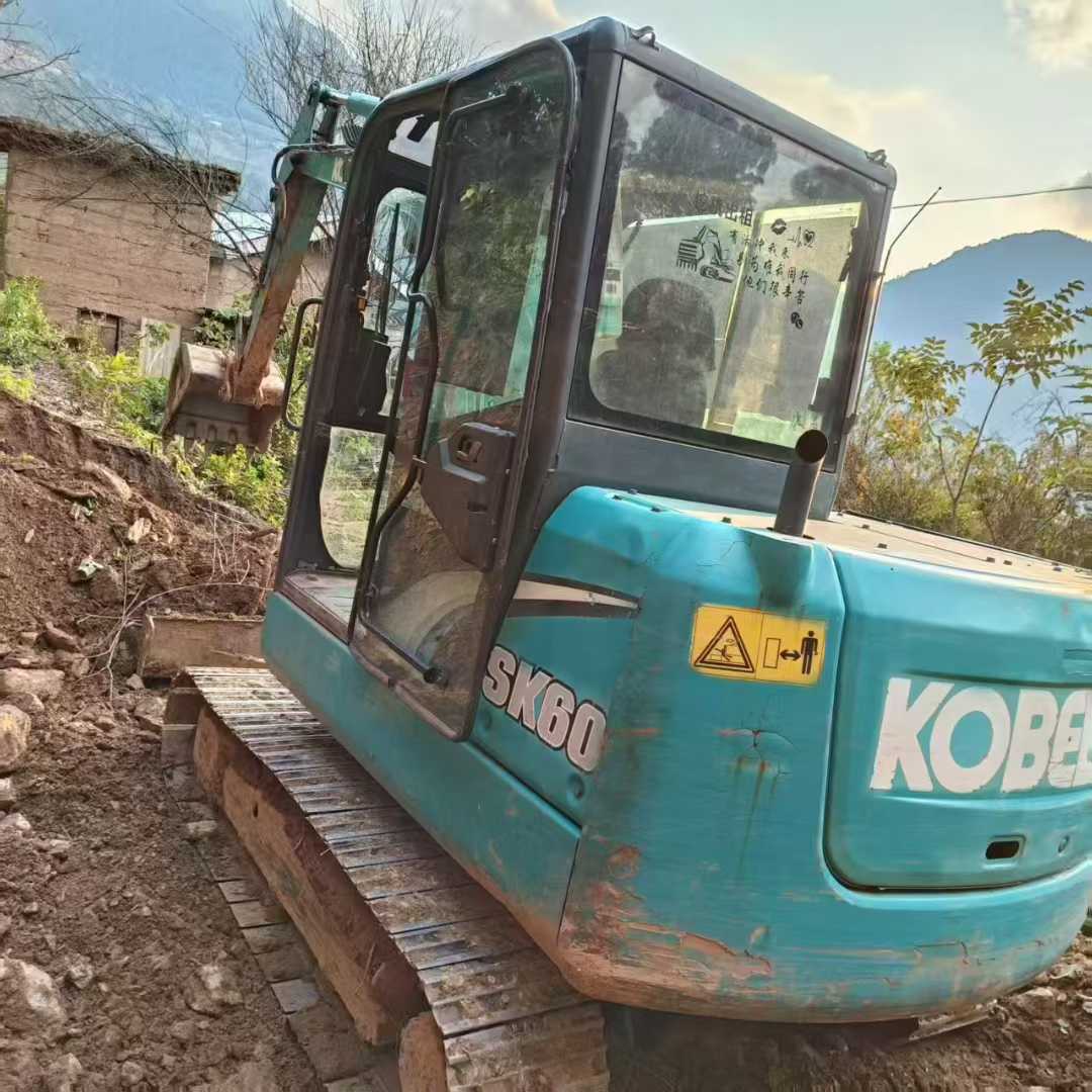 Used Kobelco SK60 Excavator 2015 Model / 4