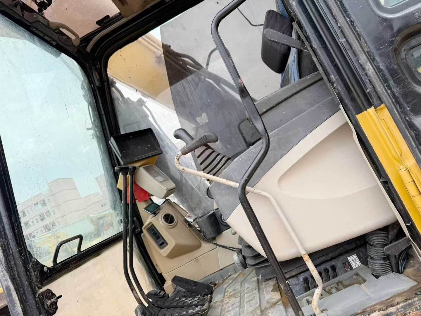 Used Caterpillar CT16 Excavator 2016 Model / 4