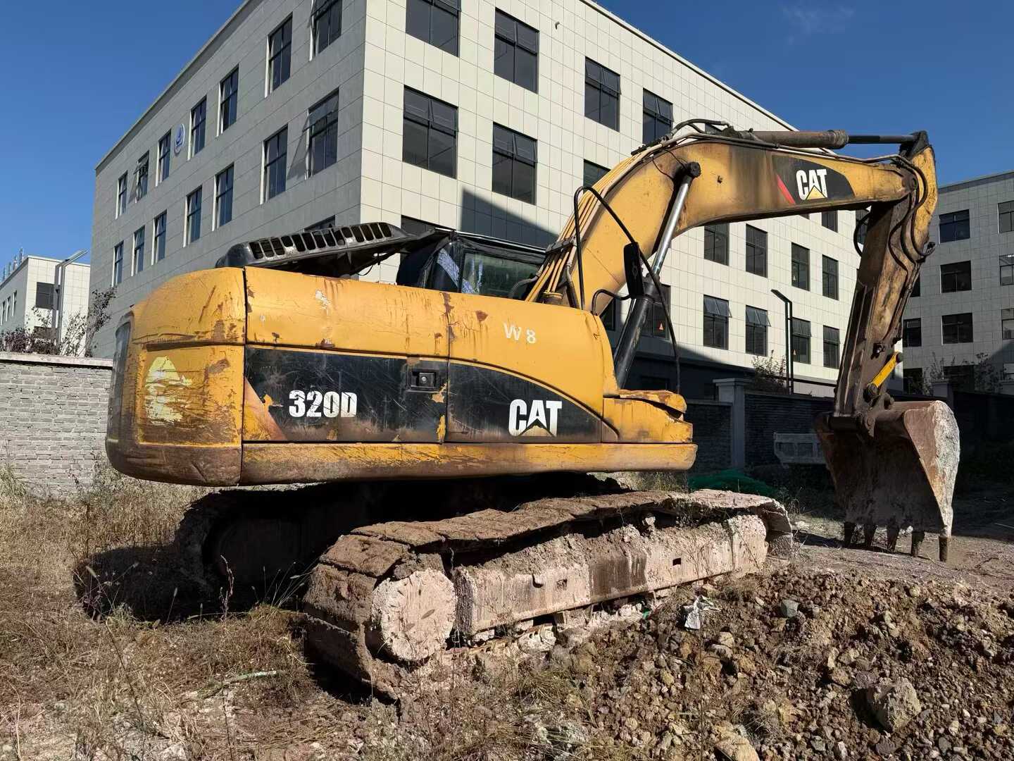 Used Caterpillar 320D Excavator 2016 Model / 2