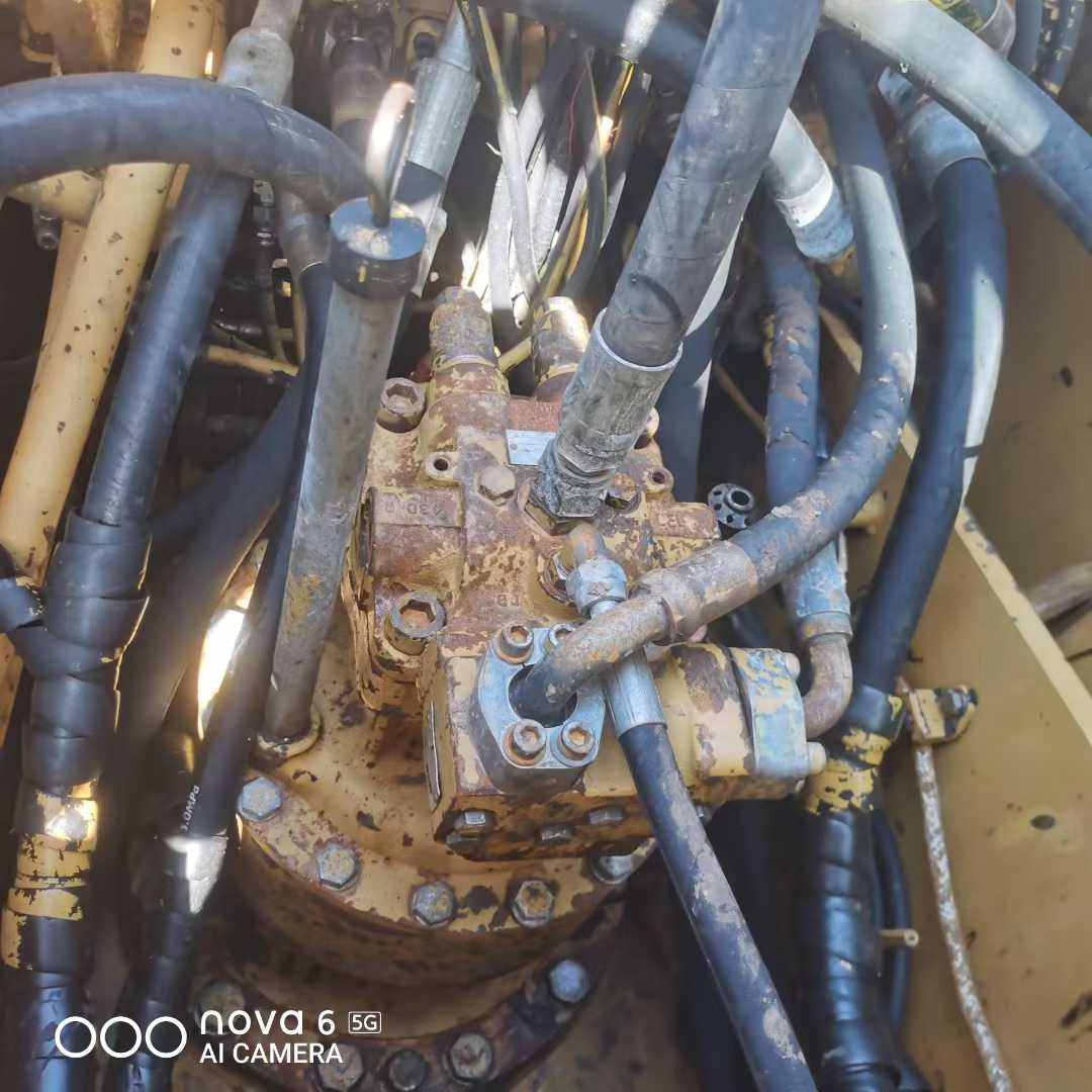 Used Caterpillar 320C Excavator 2016 Model / 4