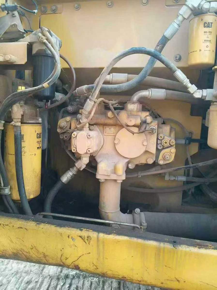 Used Caterpillar 320D Excavator 2014 Model / 7