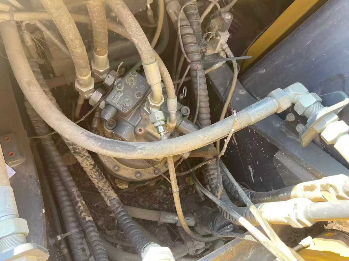 Used XCMG XE210 Excavator 2021 Model / 6