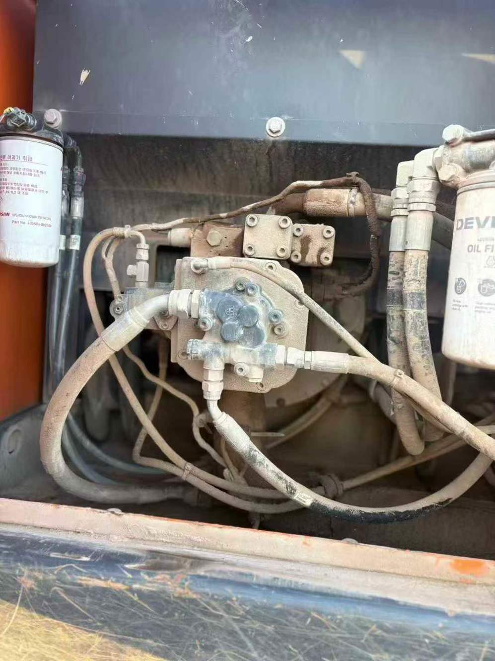 Used Doosan DX15 Excavator 2020 Model / 4