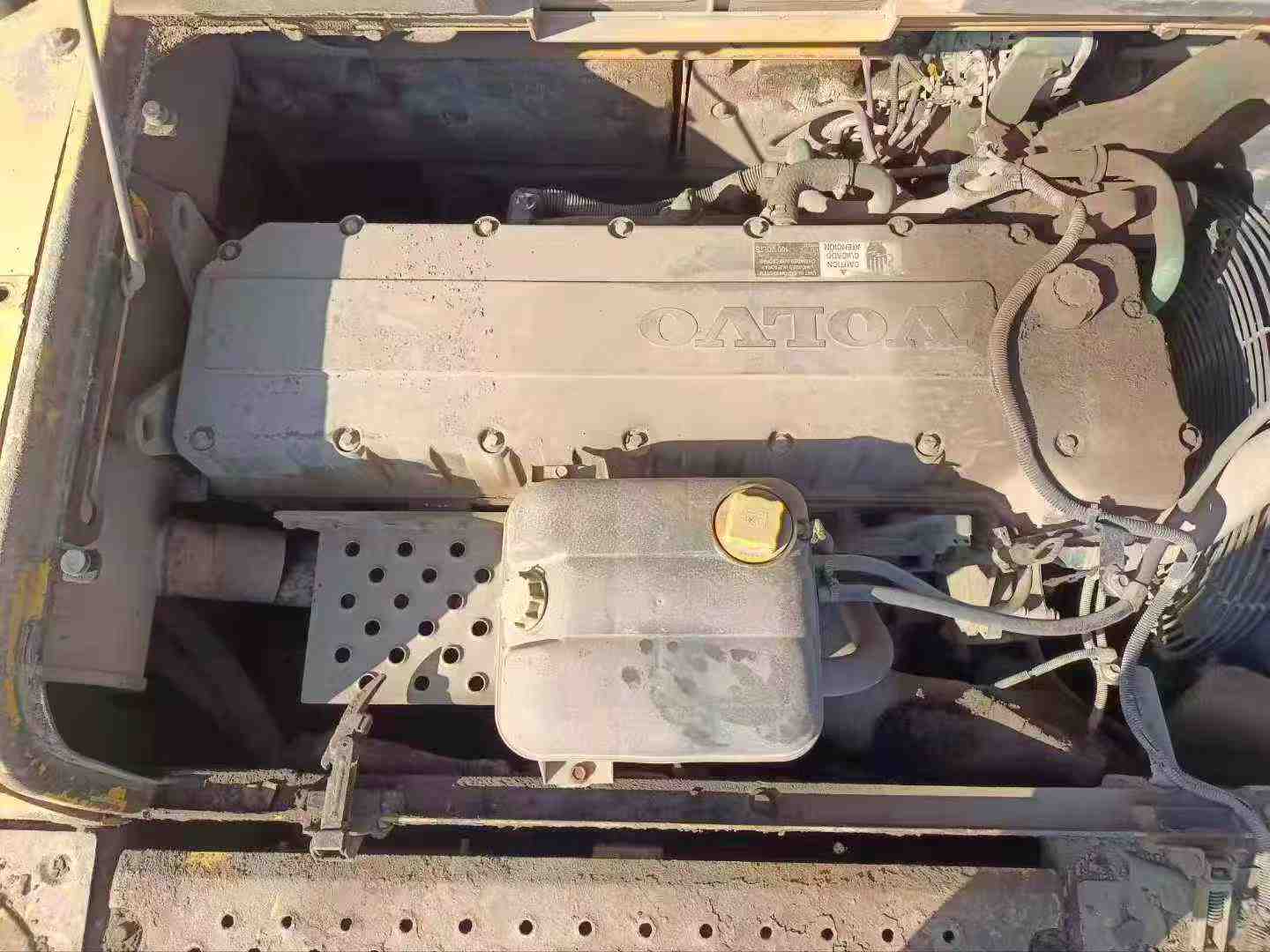 Used Volvo EC60 Excavator 2016 Model / 3