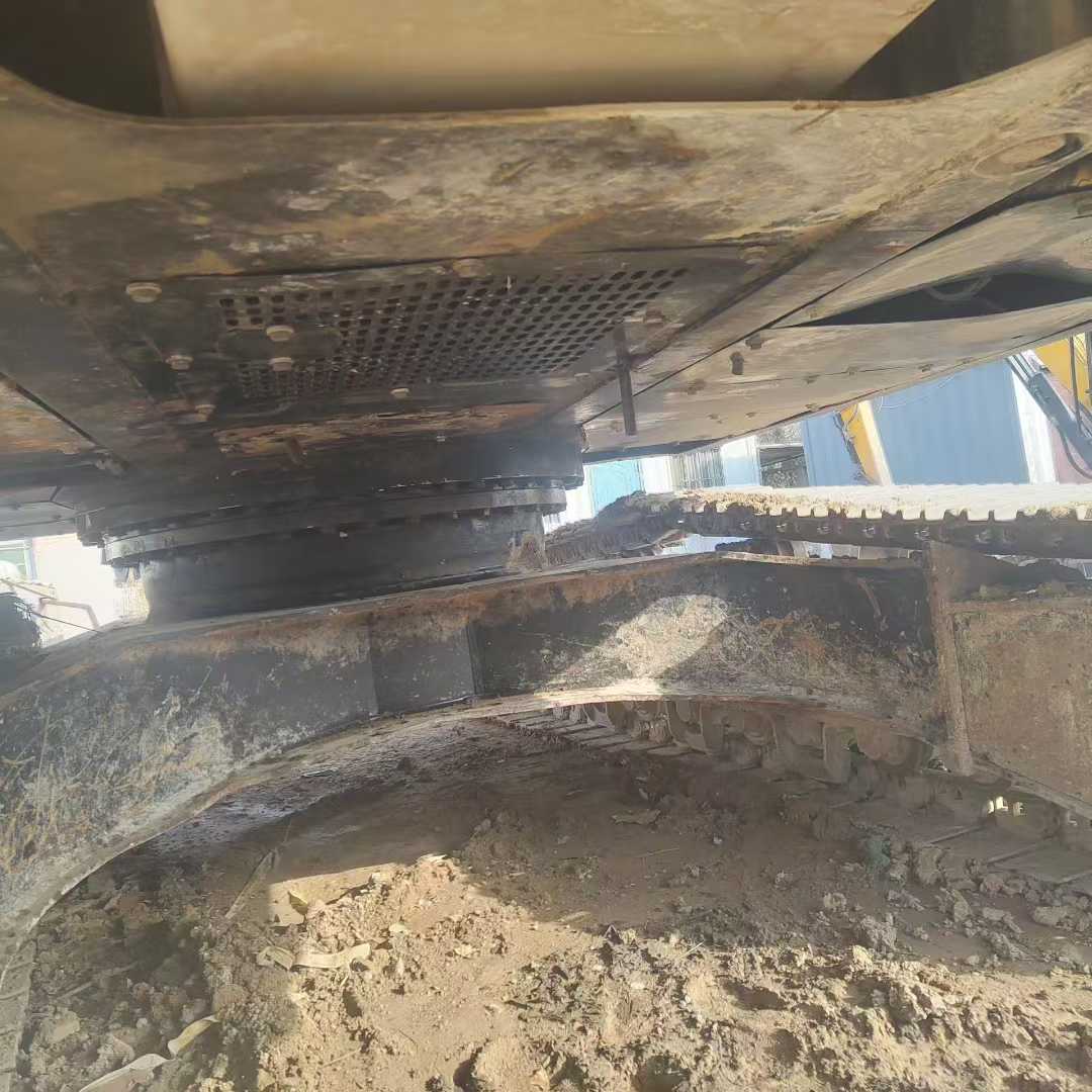 Used Sany SY245H Excavator 2016 Model / 2