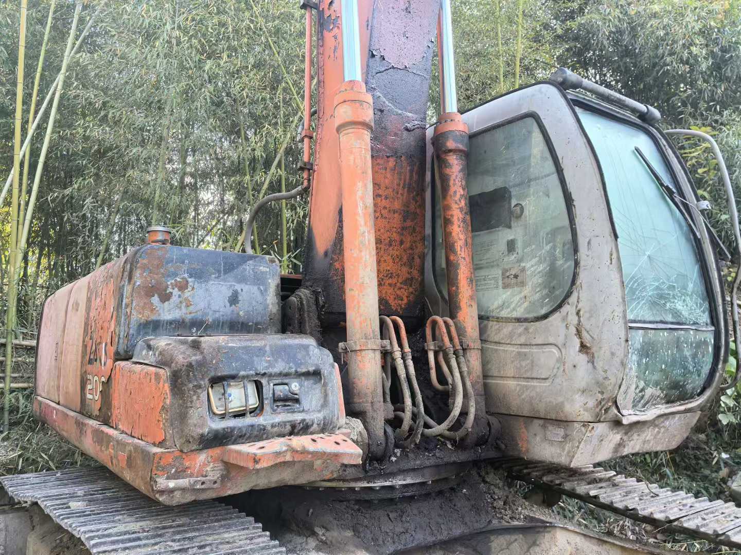 Used Hitachi ZAXIS200 Excavator 2016 Model / 6