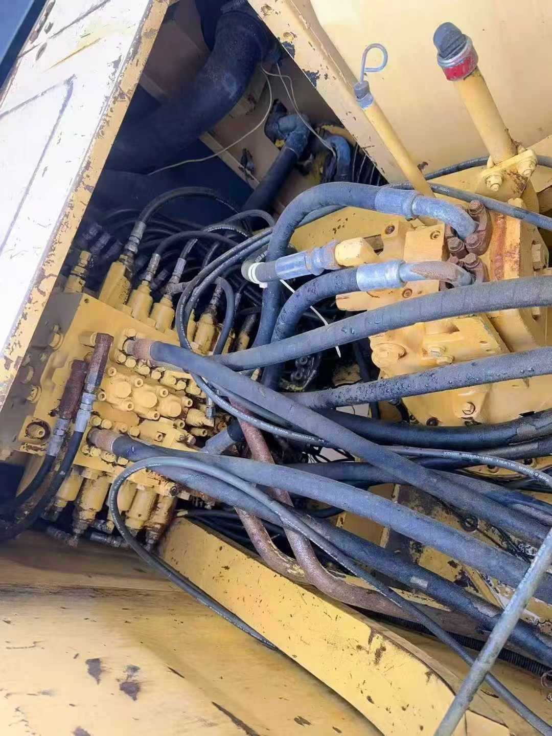 Used Komatsu PC200LC-7 Excavator 2016 Model / 6