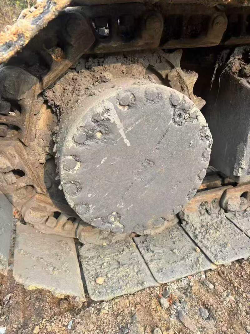 Used Komatsu PW200-7 Excavator 2016 Model / 4