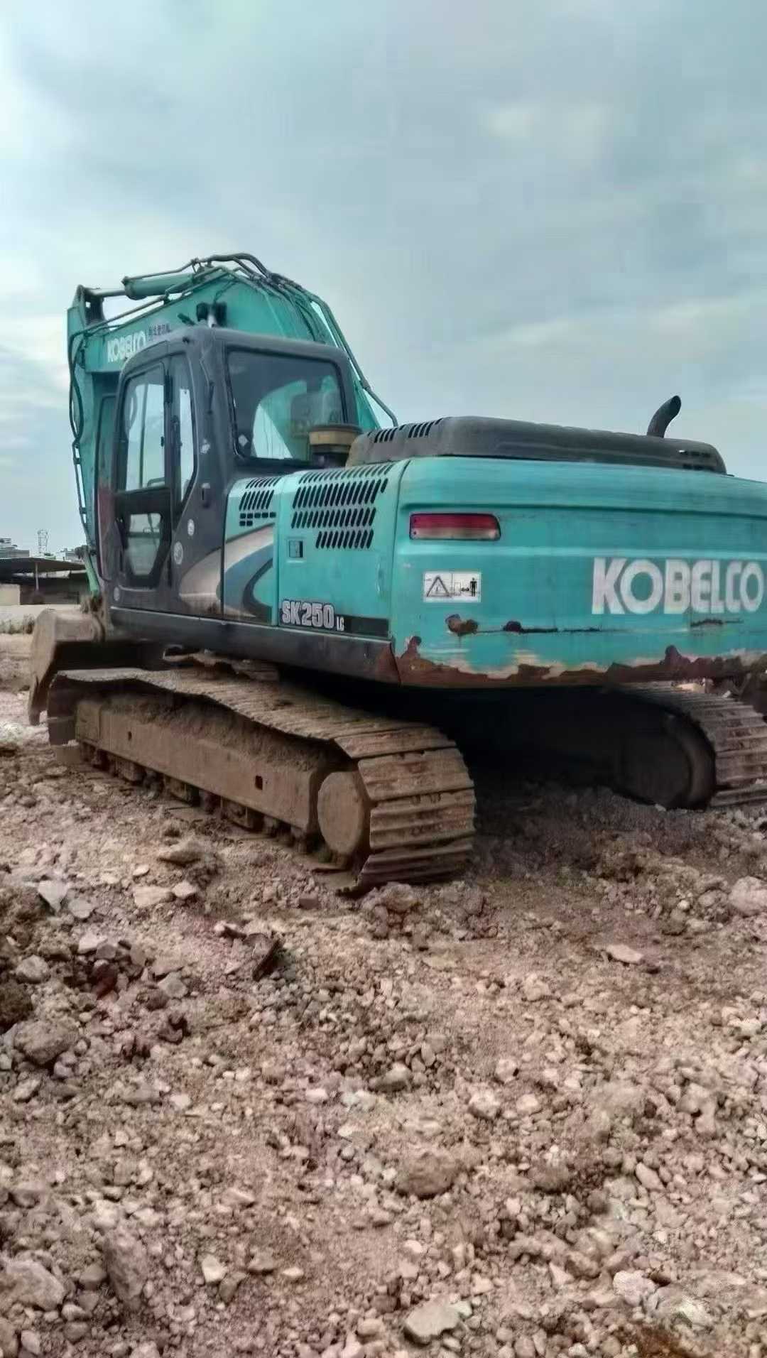 Used Kobelco SK210 Excavator 2011 Model