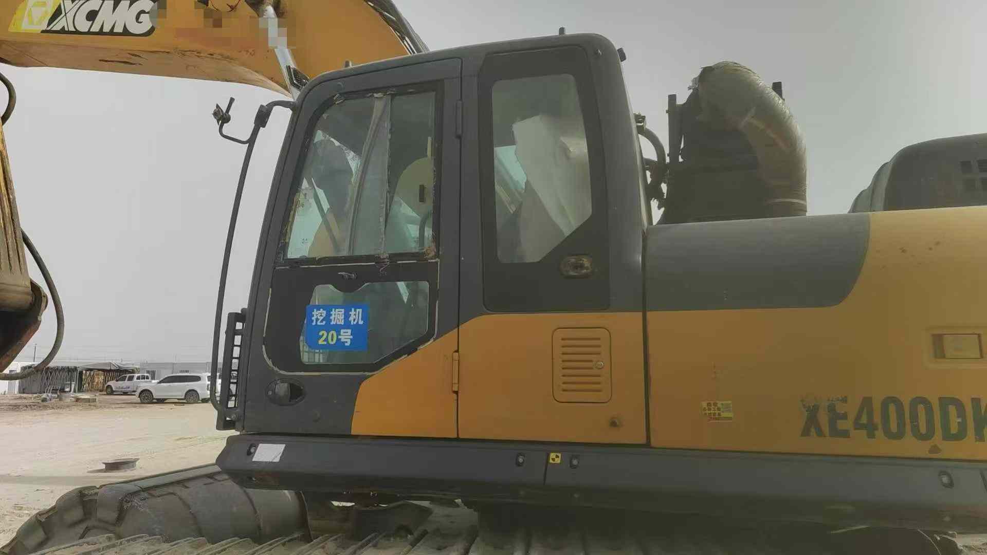 Used XCMG XE400DK Excavator 2020 Model / 9
