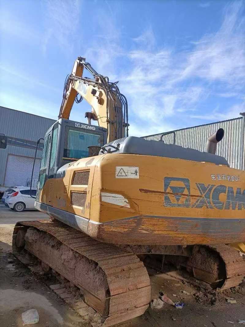 Used XCMG XE60 Excavator 2020 Model / 3