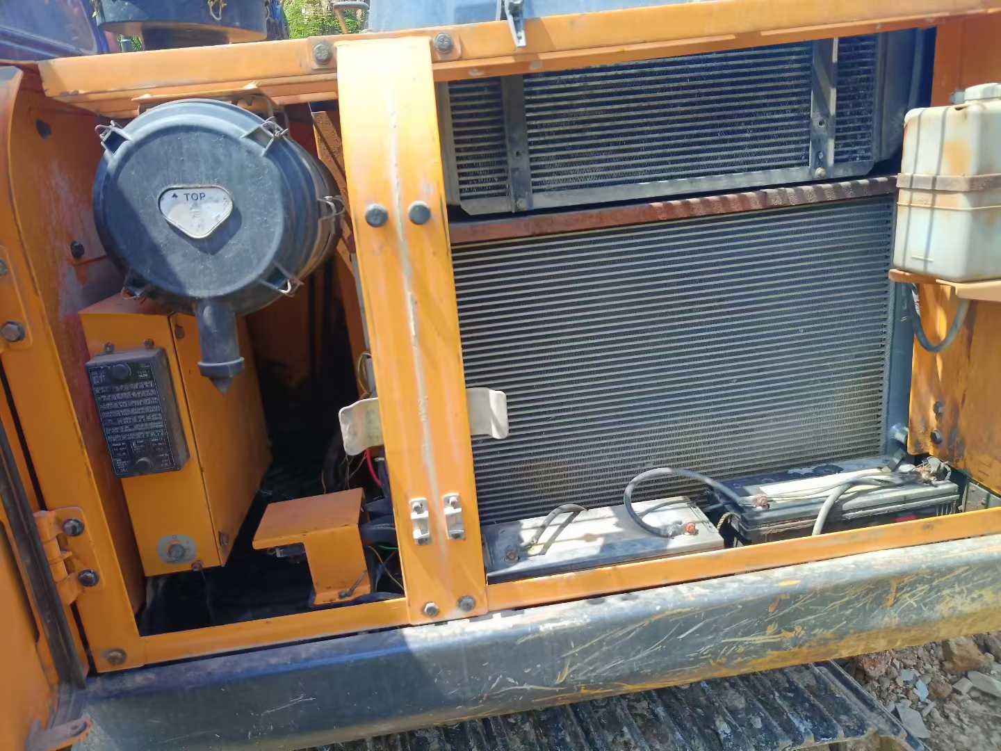 Used Hyundai R215VSN Excavator 2014 Model / 2