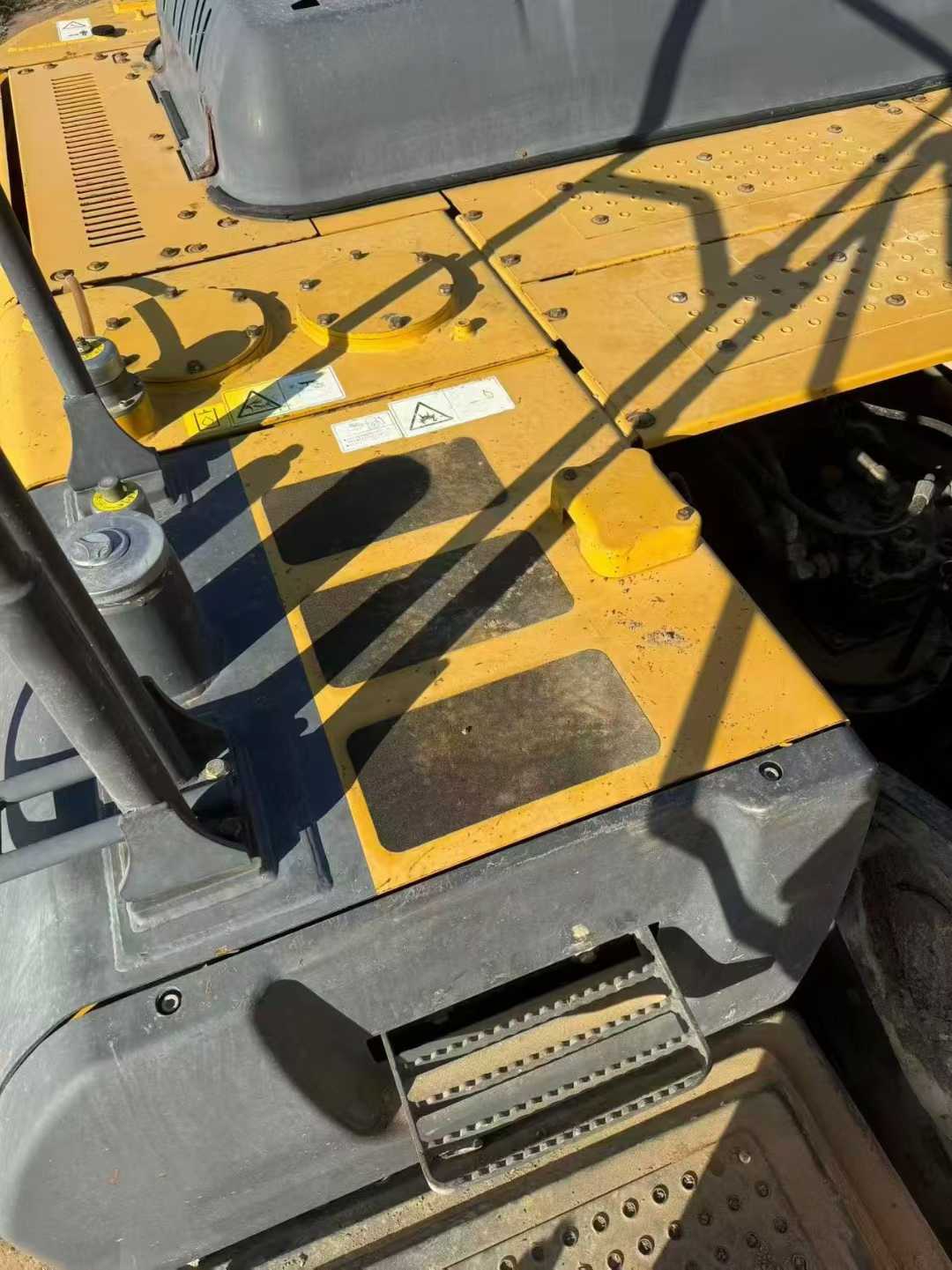 Used XCMG XE305D Excavator 2016 Model / 4