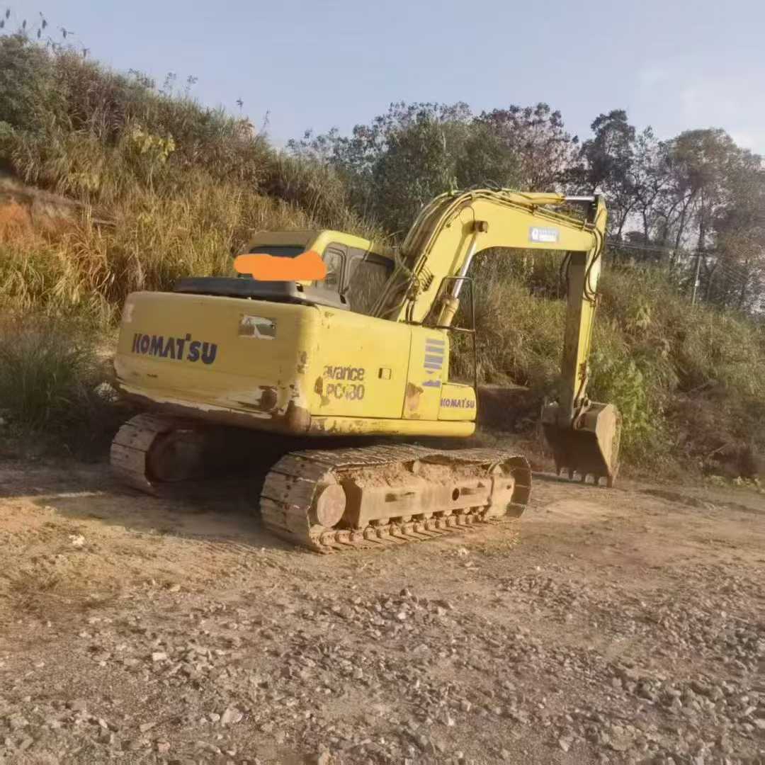 Used Komatsu PC120-6E Excavator 2016 Model / 8