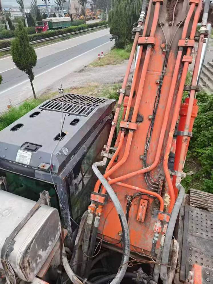 Used Hitachi EX90 Excavator 2017 Model / 7