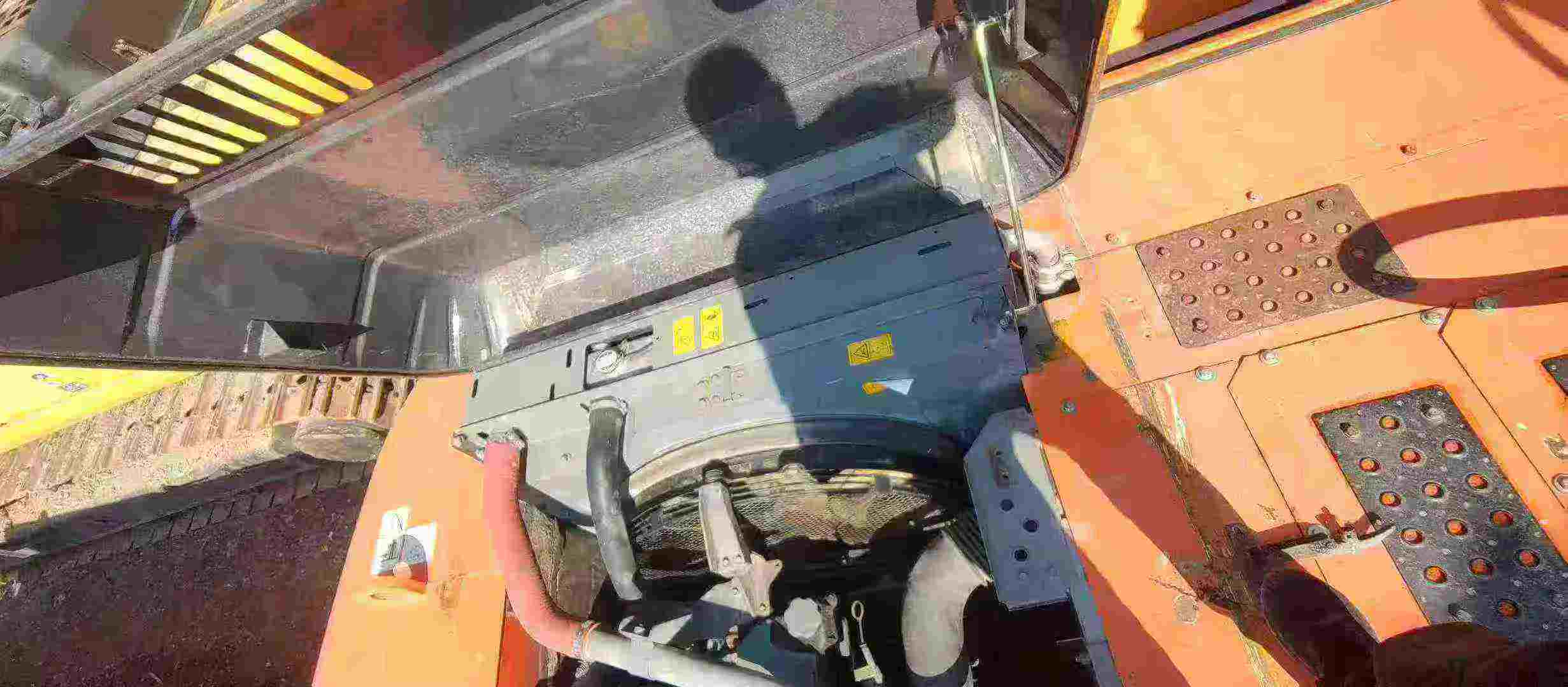 Used Hitachi ZX60-5G Excavator 2016 Model / 3