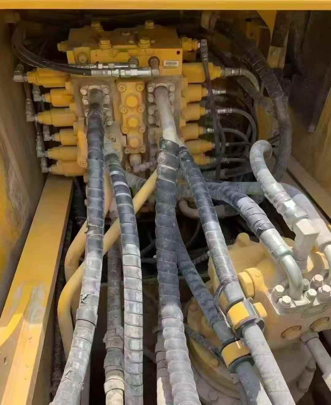 Used Komatsu PC200-8 Excavator 2021 Model / 8