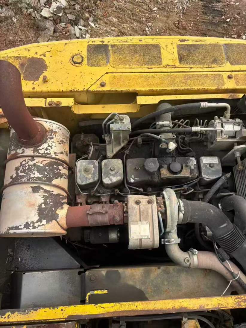 Used Komatsu PW200-7 Excavator 2016 Model / 5