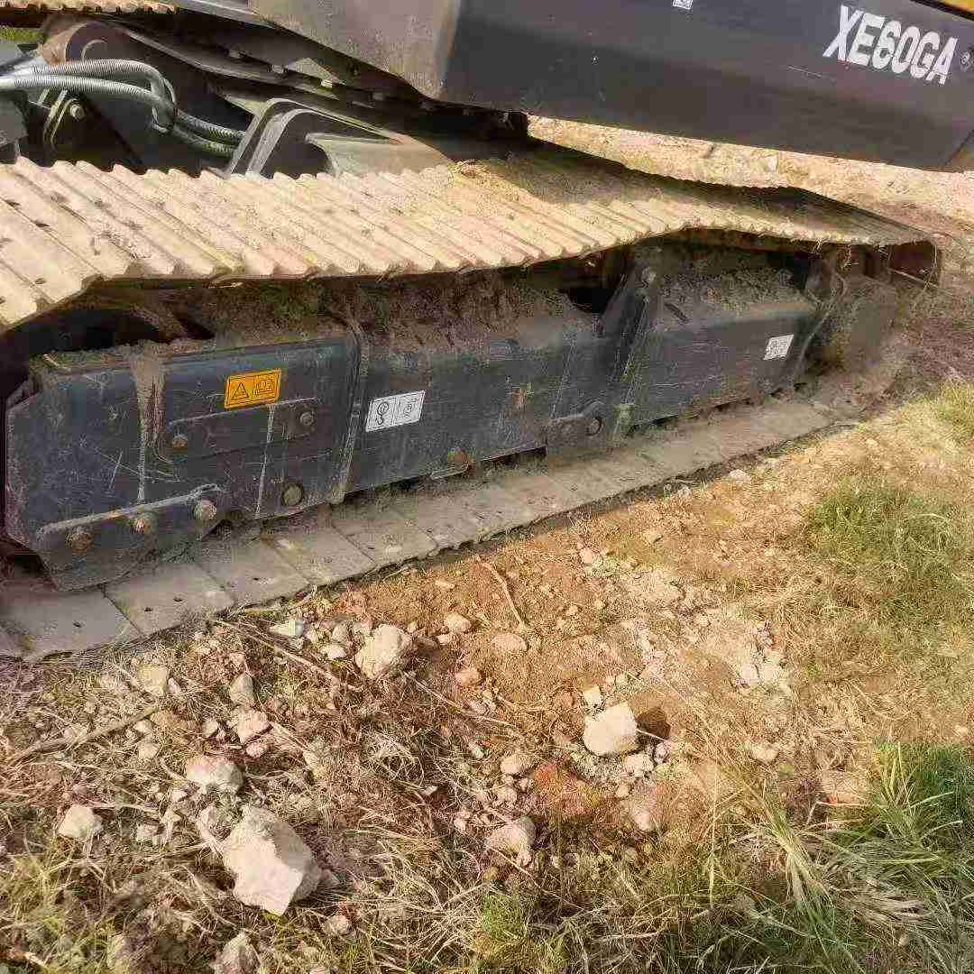 Used XCMG ZL60G Excavator 2024 Model / 8