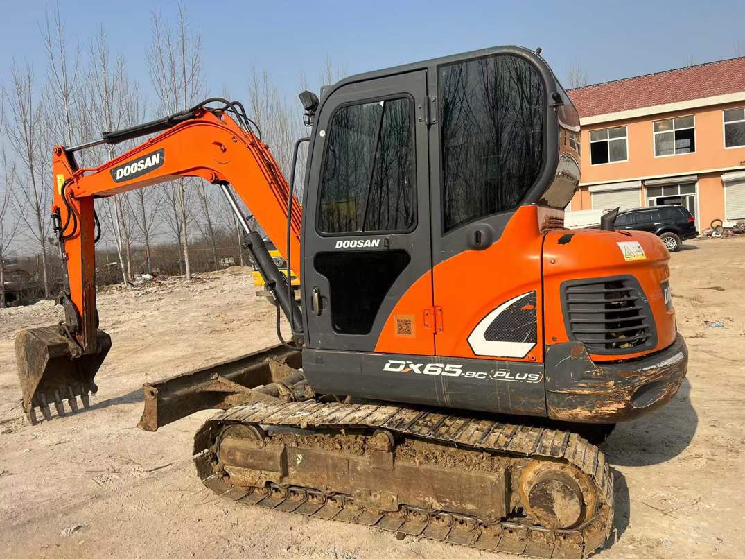 Used Doosan DX60 Excavator 2019 Model