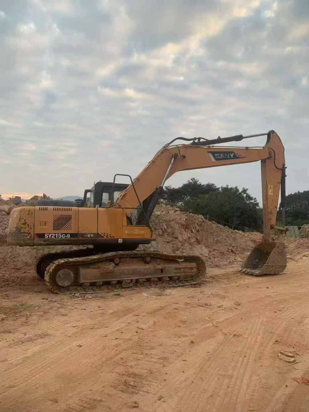 Used Sany SY215C-9 Excavator 2013 Model / 2