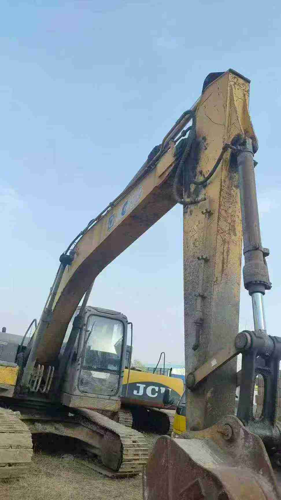 Used XCMG XE215 Excavator 2014 Model / 6