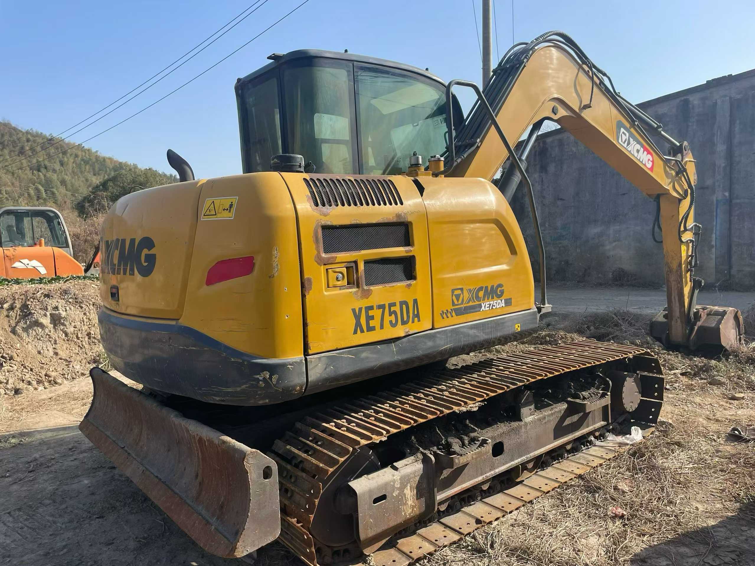 Used XCMG XE75WD Excavator 2020 Model